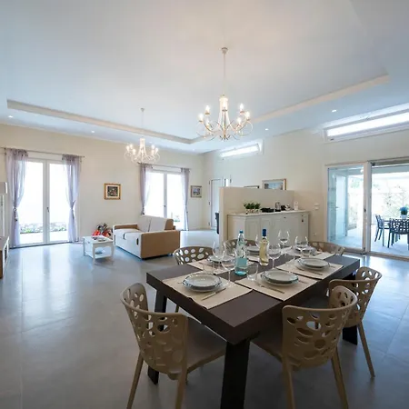 Dom wakacyjny Chic House *