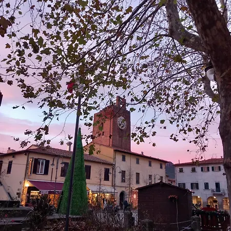 Chic House Dom wakacyjny Cascina (Pisa)